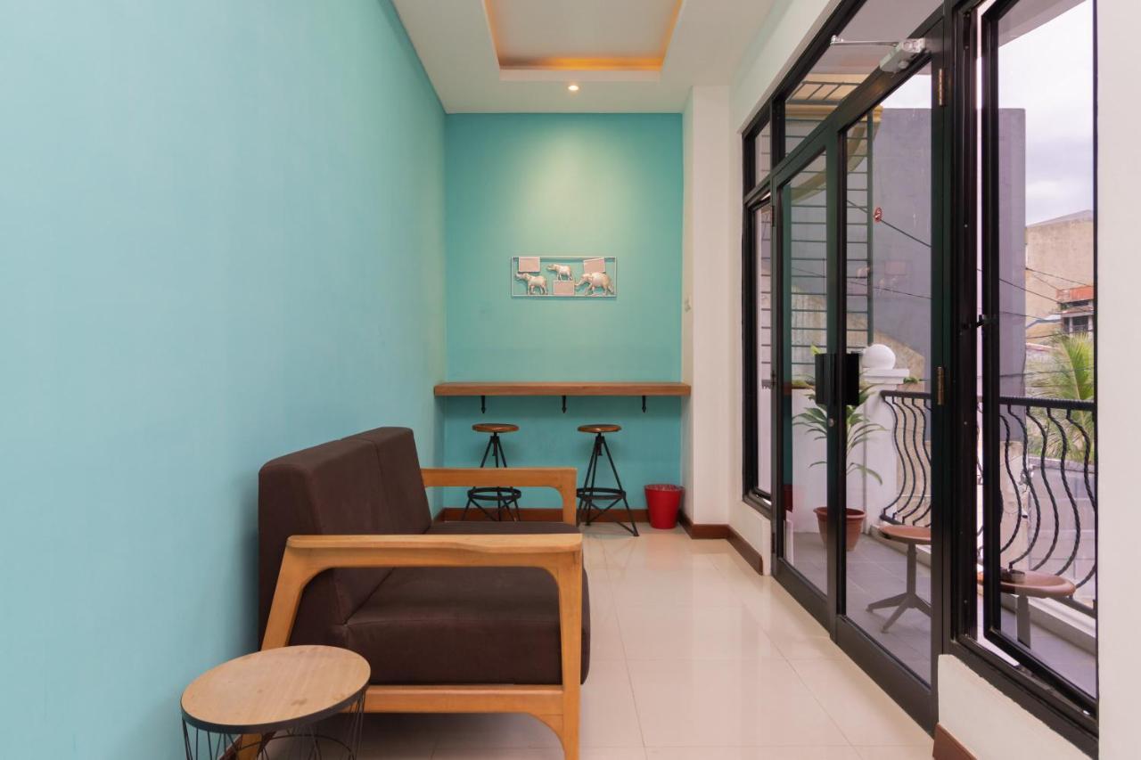 Sans Hotel Suryakencana Bogor Esterno foto