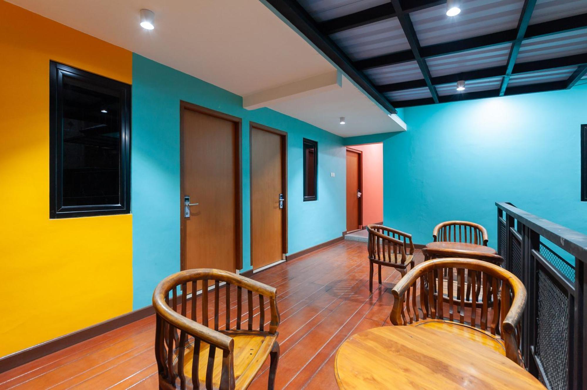 Sans Hotel Suryakencana Bogor Esterno foto